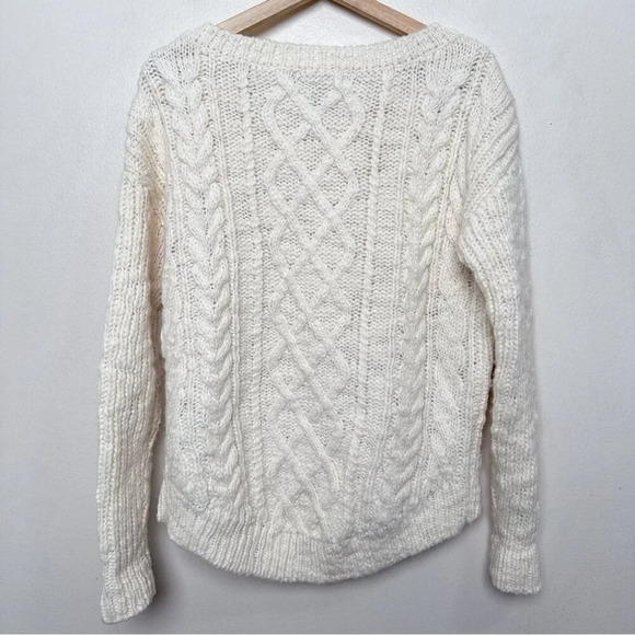 Banana Republic Womens Small Boat Neck Oversized Cable Ivory Wool Sweater - Picture 15 of 15